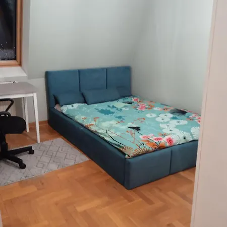 Pokoi Blizko Rondo Daszynskiego Homestay Warsaw