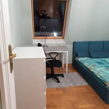 Pokoi Blizko Rondo Daszynskiego *